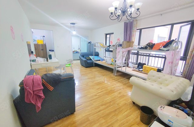 德商华府天骄4室2厅88㎡179万二手房图片