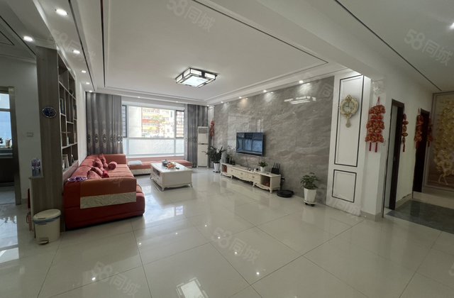 急售！湖边东昌湖东昌华庭 孝心一楼 送车位储藏室精装满五