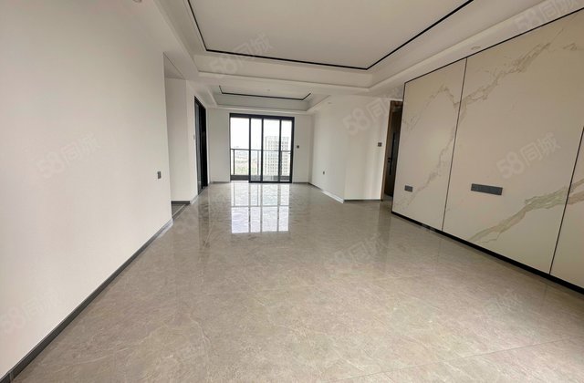 美的云悦江山西园4室2厅142.68㎡196万二手房图片