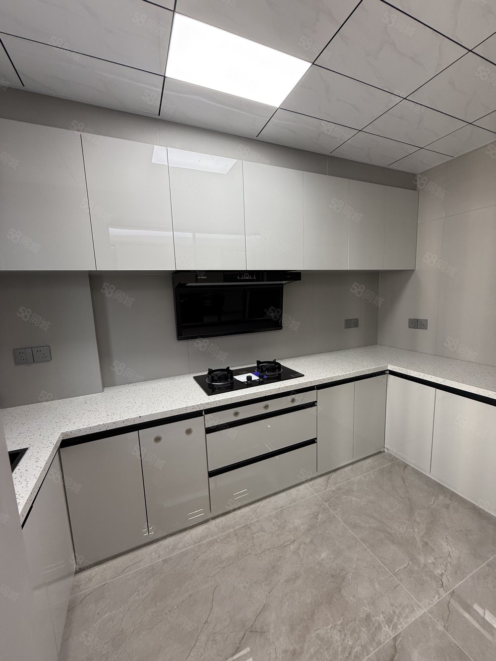 金尊府3室2厅2卫140㎡南北103.8万