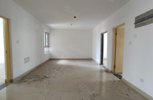 陈口小区 商品房 电梯房 满二 近医院 次新小区 小三房