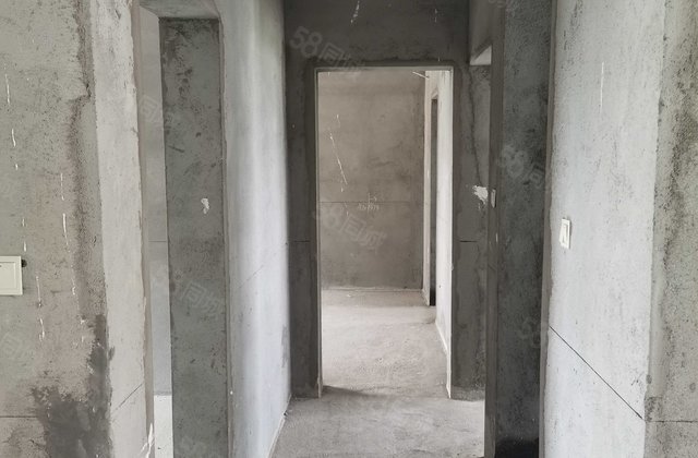 升龙广场4室2厅159.59㎡110万二手房图片