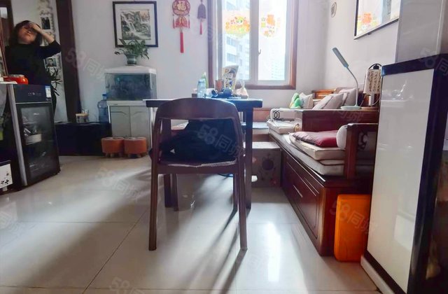 西铁新南花园2室1厅84.63㎡135万二手房图片