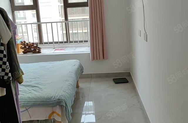 诚意出  江山印，精装可拎包入住 急卖，送地下室，送车位