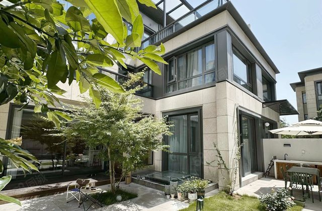 南湖国际社区(南区)5室2厅152.5㎡159.9万二手房图片