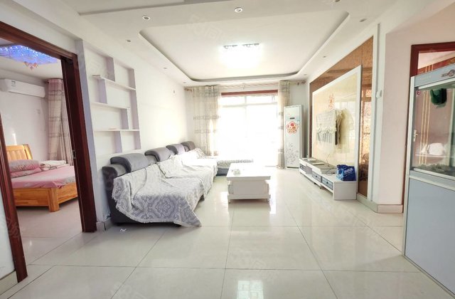 龙湾东门 商品房 三开间朝南 随时看房