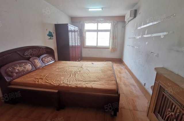 文轩本部 柳园小区 多层三楼 免大税 停车方便 83万急卖