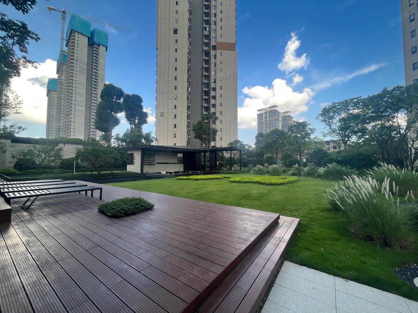 华润置地西园悦府3室2厅2卫115.03㎡南145万