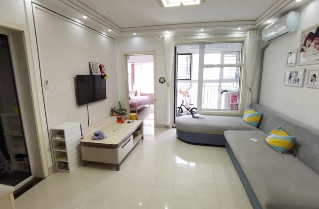 阿卡精装两室  南北通透，满五  ，随时看房，急售