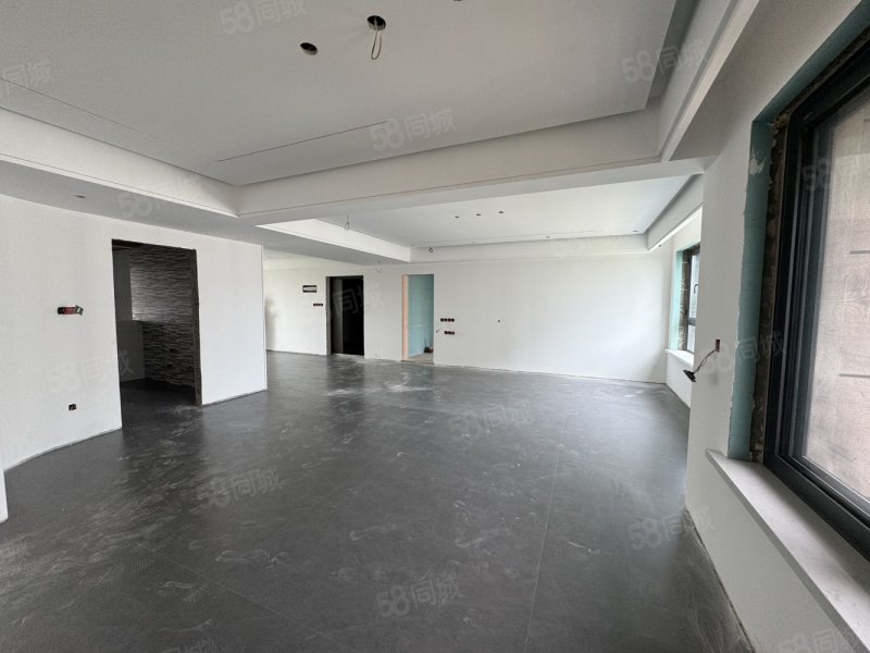 天盛花园,188平米三室两卫,125万硬装完成.