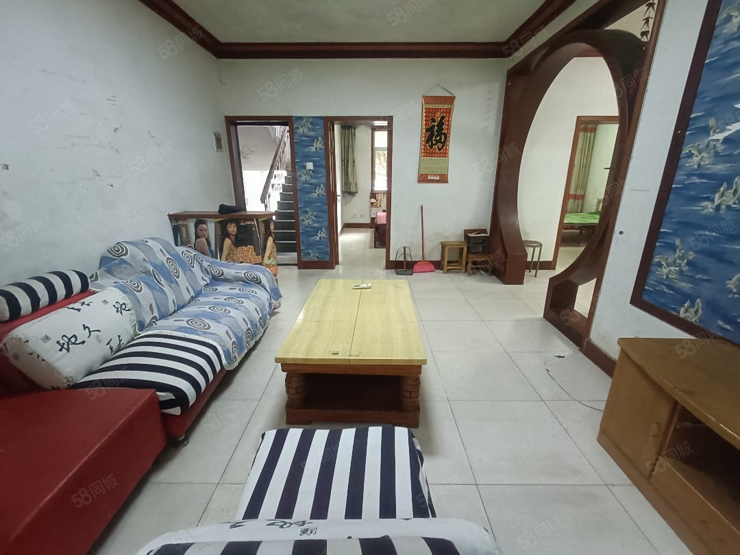 轮胎东村2室2厅1卫76㎡南北23万