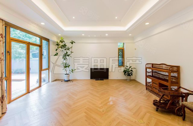 龙湾别墅5室2厅432㎡3500万二手房图片