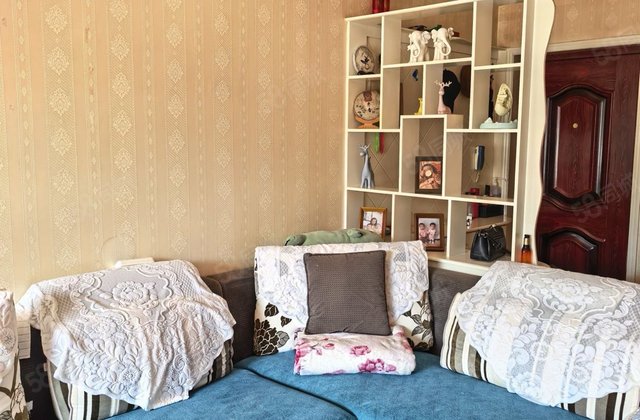 平化小区2室2厅97㎡51万二手房图片