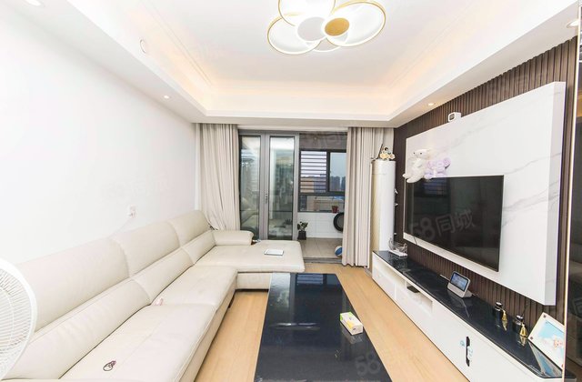 时代领峯(D区)3室2厅99.57㎡160万二手房图片