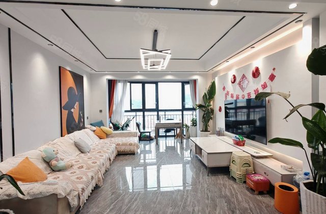 文山世纪名苑3室2厅134㎡62.8万二手房图片