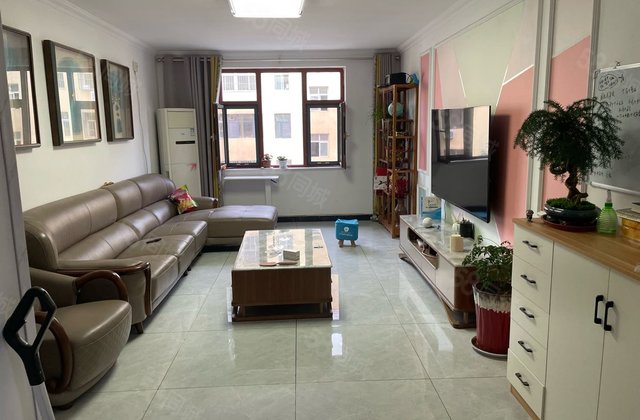 站北花园豪华精装大三房 双卫 近医院 近  采光好 超赞！