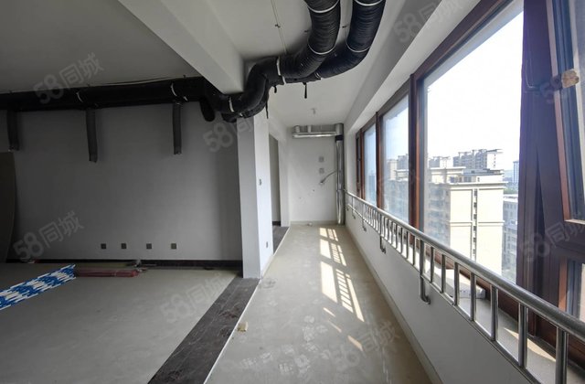 全新未住！恒温被动房！带车位储藏室免大税！