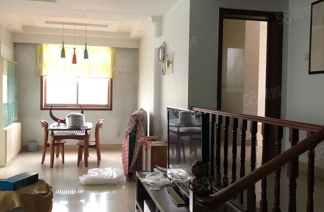 位于聊城市文化路 转播台家属院 大三居