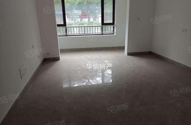 振兴路一楼带院 电梯洋房莲湖湾带车位免大税新房未住