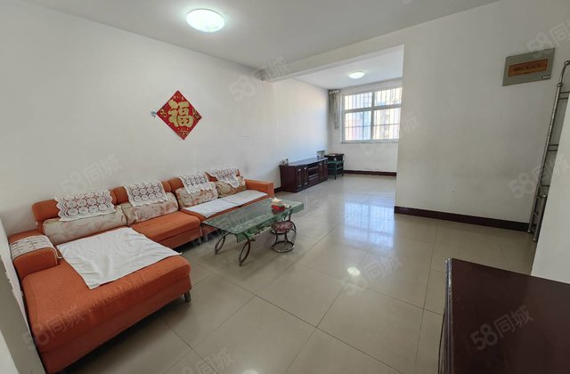 三中旁 金丰苑 地暖房 三室 5萬入住 单价低 带双车位带储