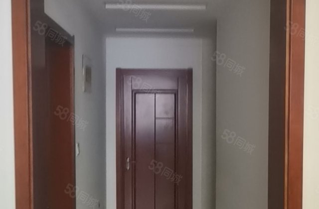 孟达德馨园3室2厅1卫精装修,满五  送地下室房东直卖