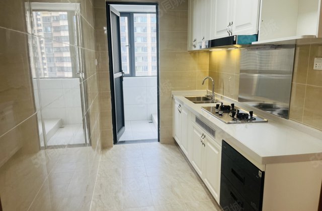 恒大御湖郡3室2厅111.9㎡62.6万二手房图片