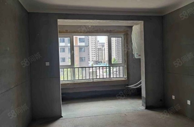 招贤桃源居4室2厅133.29㎡110万二手房图片