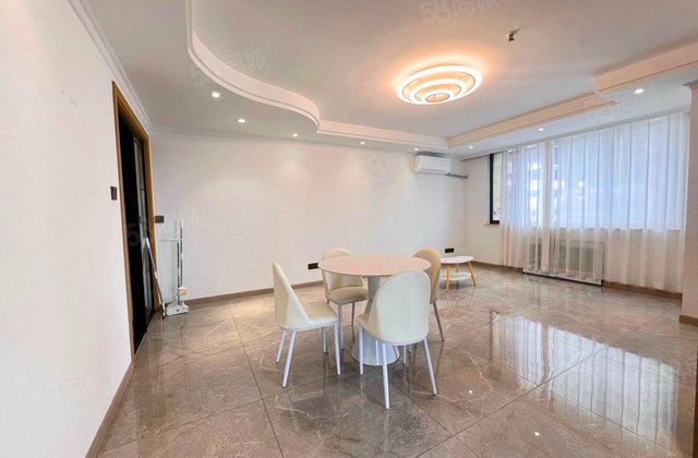 钱龙尊邸2室1厅99.3㎡96.8万二手房图片