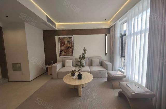 西京都高尔夫别墅4室2厅236㎡106.1万二手房图片