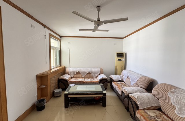 龙山花园 划文轩 三室带储藏室