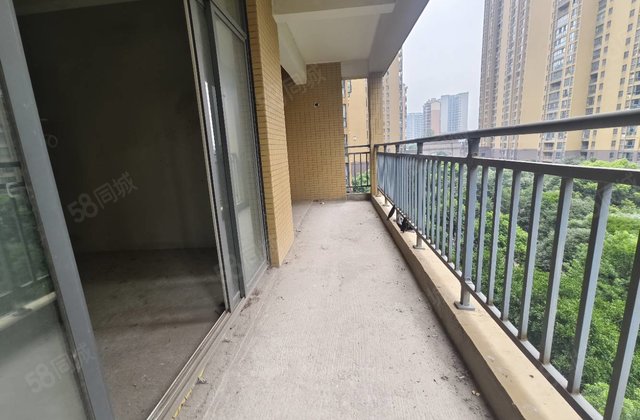 莲花中央广场3室2厅130.63㎡52.8万二手房图片