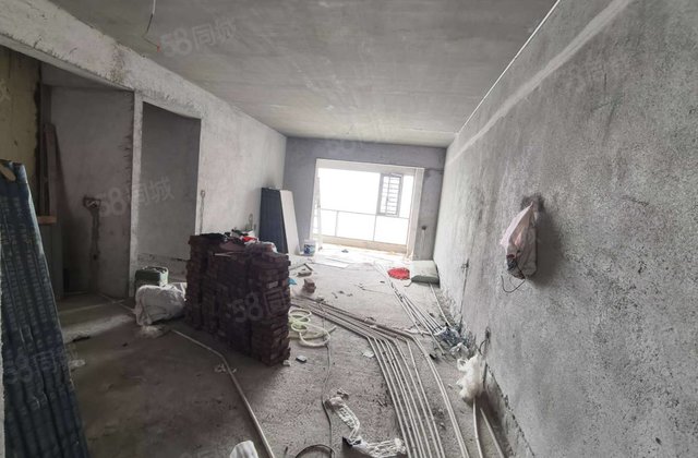 江滨湾1号4室2厅115㎡47万二手房图片