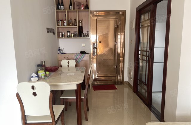 益华国际广场2室1厅65㎡39万二手房图片