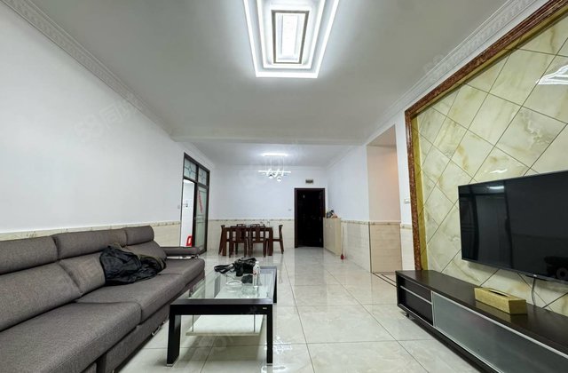 青城小区3室2厅112.21㎡28.8万二手房图片