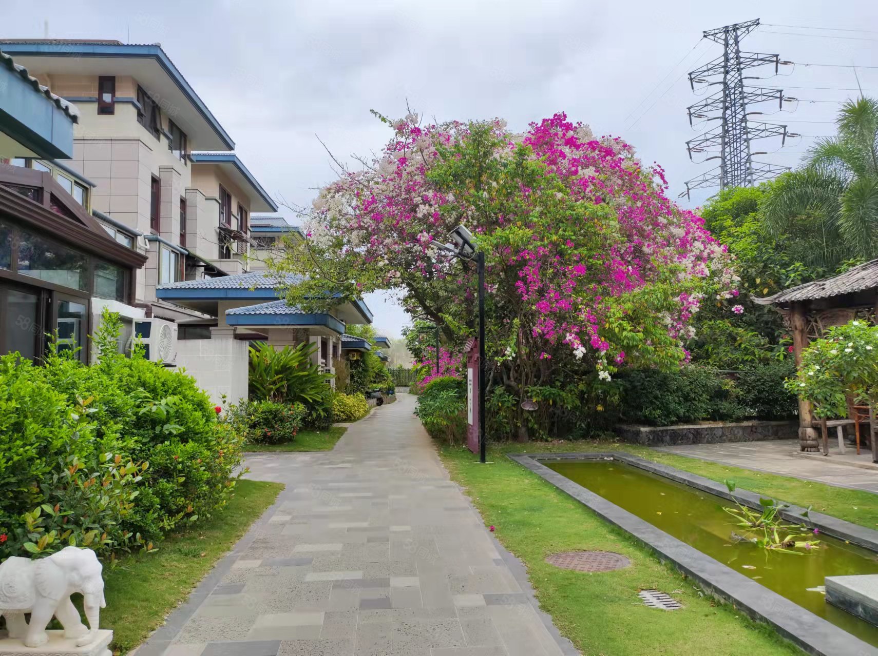 【10图】市区别墅 三亚小院别墅70年产权 精装630万带露台,三亚小院