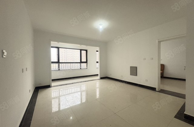 房东急售！市中心公园南临 中央帝景 四叶草户型带车储免大税