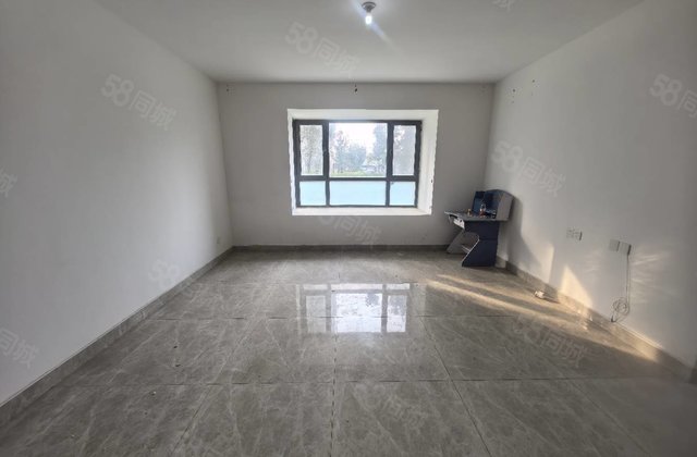 房东急售～徒骇河景～莲湖新城～新房未住～人车分流～带车储