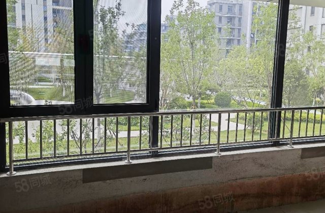 深圳园燕华城4室2厅161㎡163万二手房图片