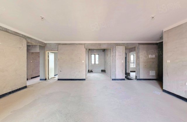 蓝光雍锦半岛4室2厅138㎡104.8万二手房图片