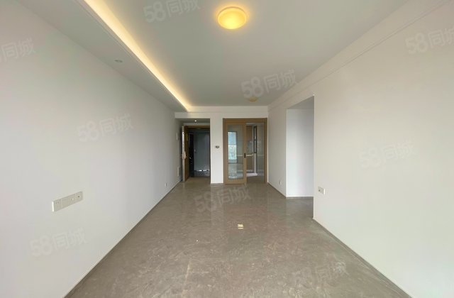 招商金地时代天璞3室2厅96.04㎡155万二手房图片