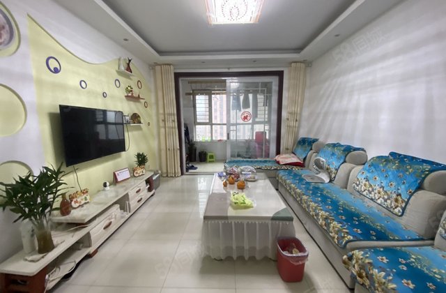 嘉明      ，精装修诚心出售，看房方便九中双语。购物方便