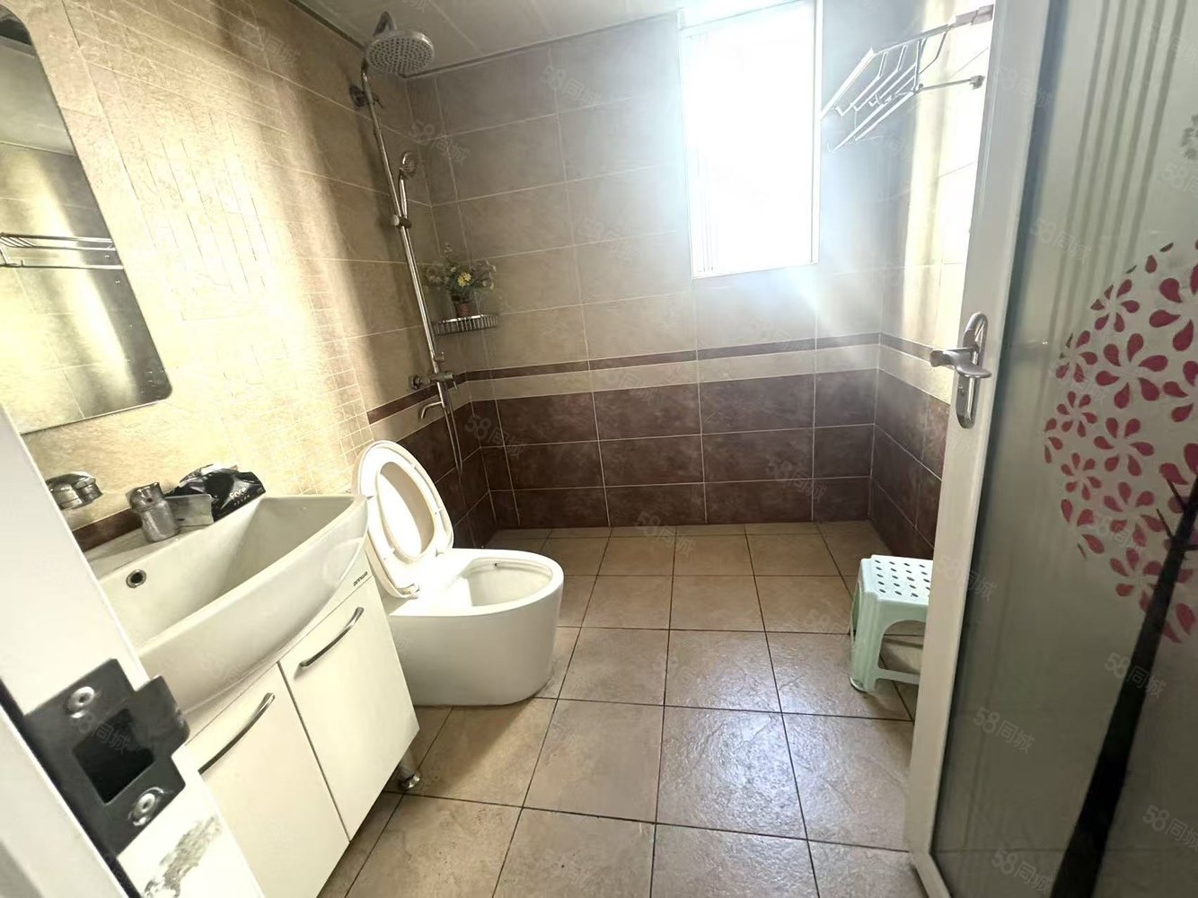 龙泉花园东苑4室2厅2卫158㎡南北103.8万