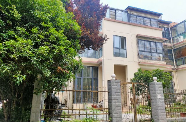 翡翠岛一期 联排别墅 毛坯 可随意 装修 急售,人民中路268号-淮北58