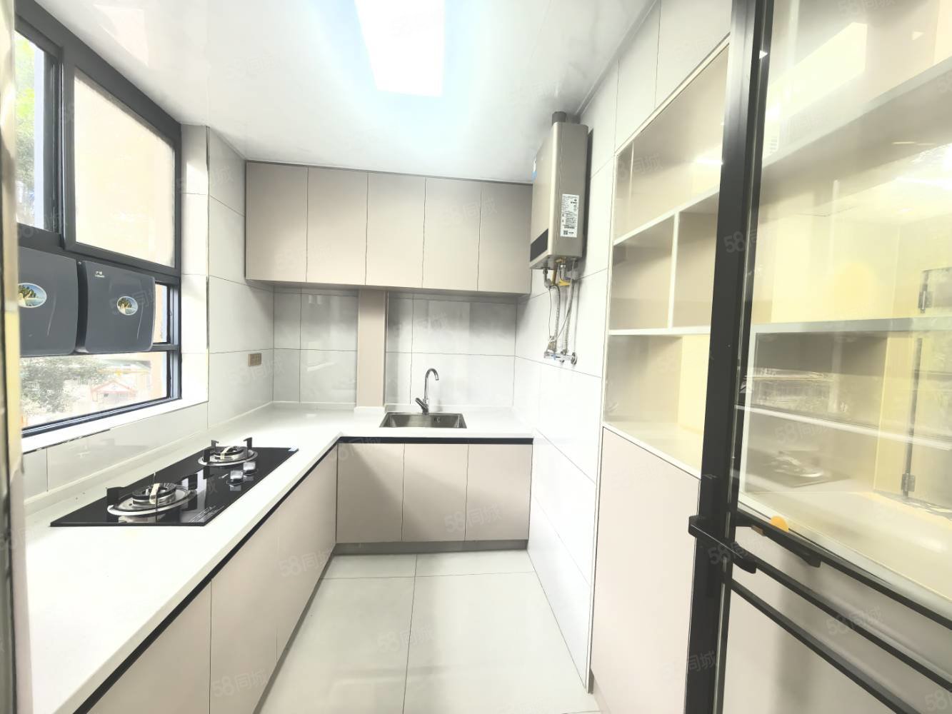 东信小区4室2厅1卫100㎡南北46万