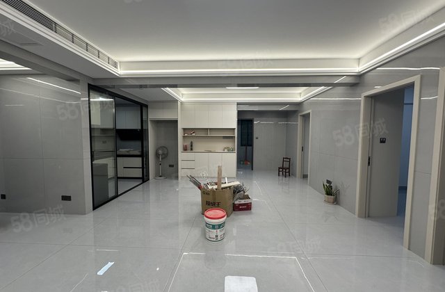 国湄领涵4室2厅135.2㎡110万二手房图片