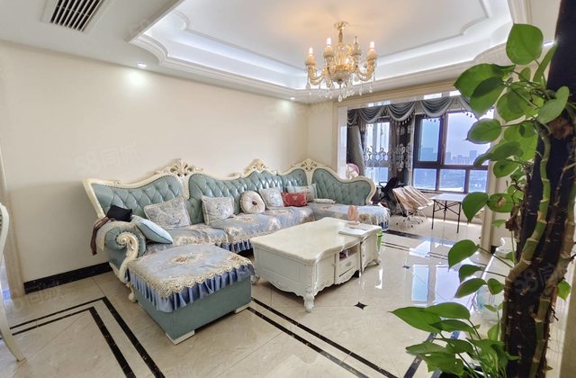 光明澜山4室2厅135㎡158万二手房图片