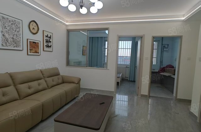 香江旁 水城雅居 电梯 精装修三室 中间楼层 视野开阔