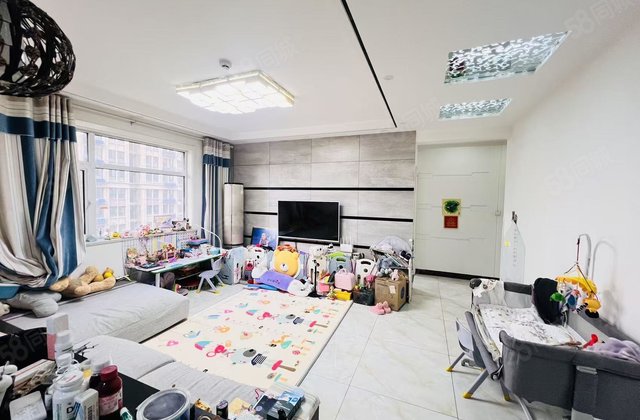 金柱大学城东苑 商圈成熟 双卫生间 中间楼层采光好