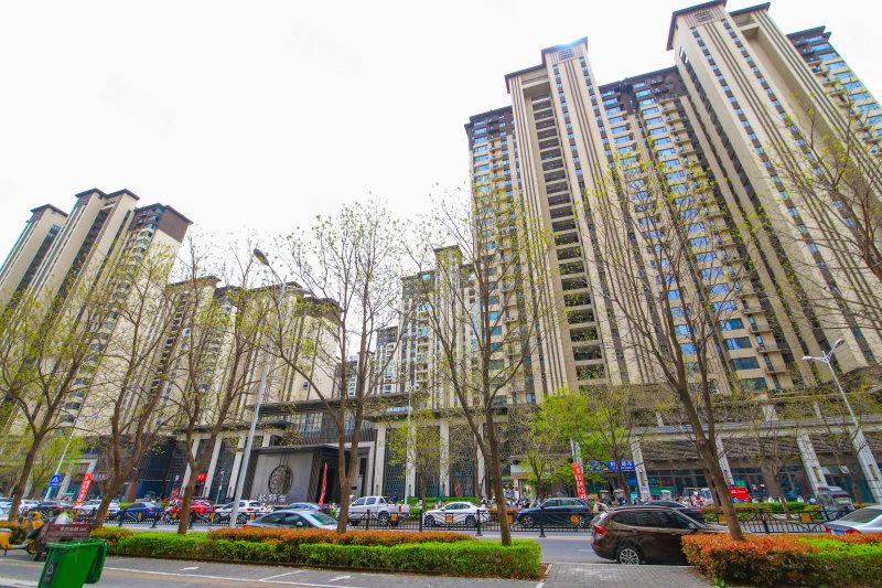 碧桂园玖锦台4室2厅2卫141㎡南北195万
