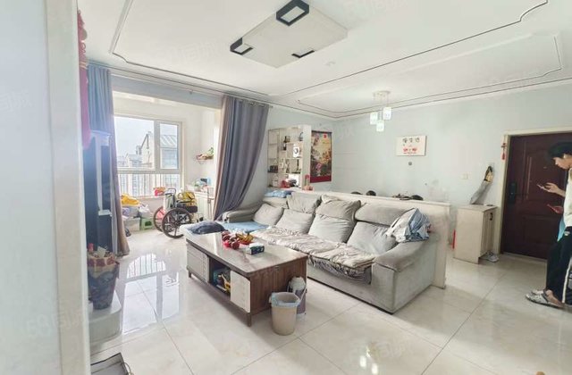 免大税！双阳台！金柱大学城 小A区，精装三室两厅，南北通透。